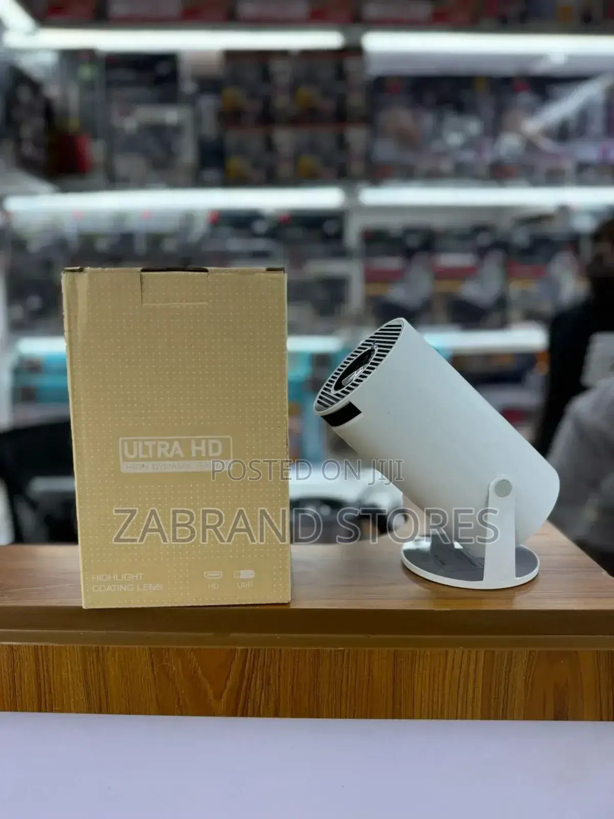 Round Mini Projector
