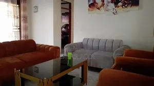 Tribt E Line Sofa Set