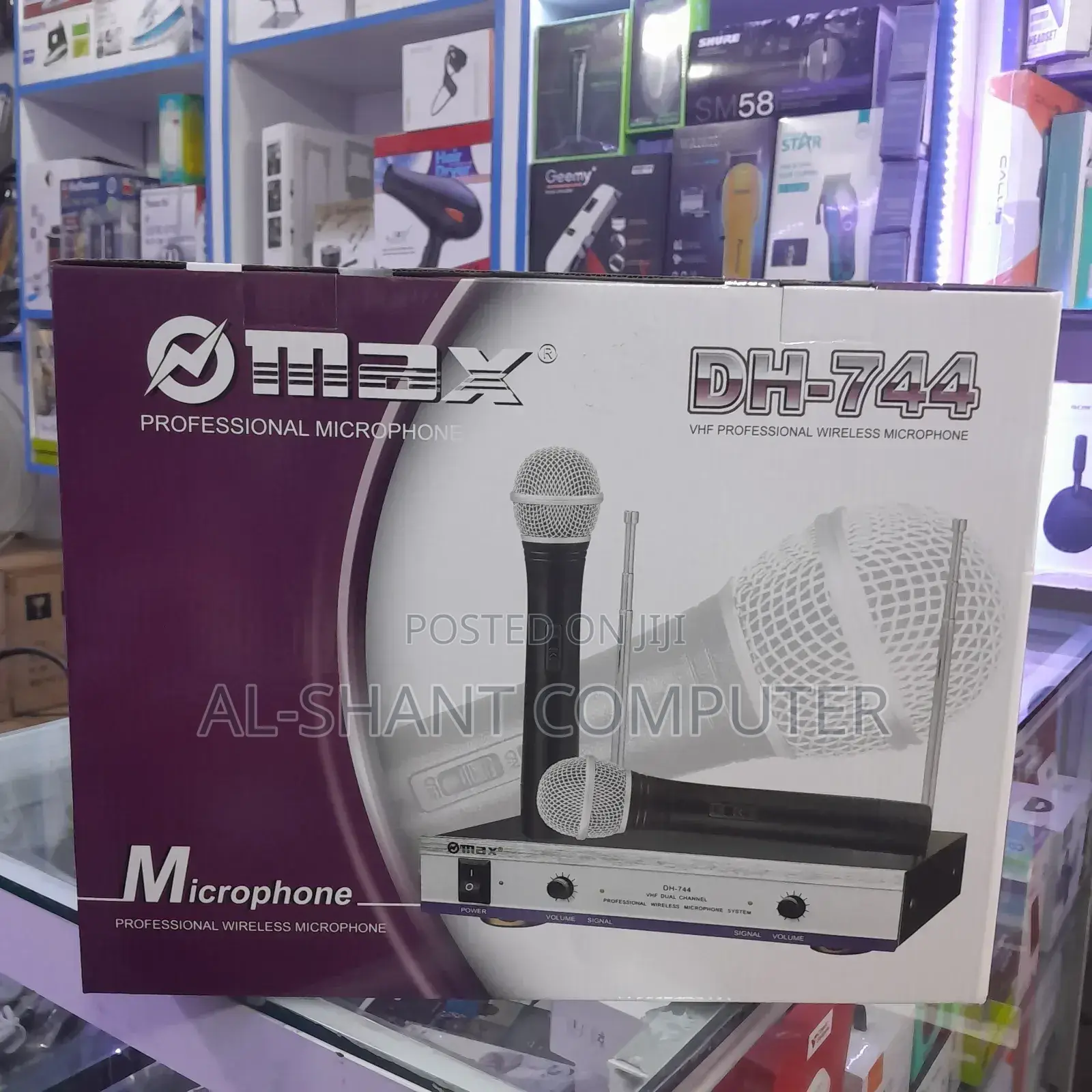 Wireless Microphone/Max DH-744 Wireless Microphone