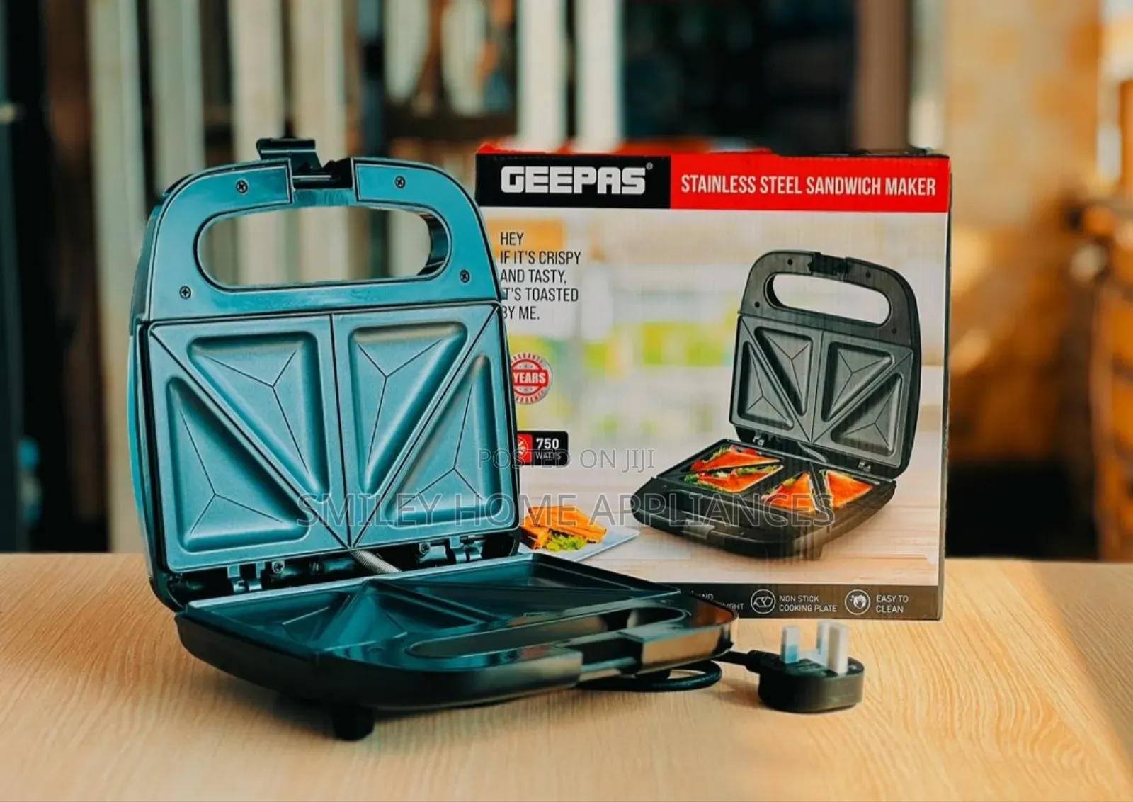 Geepas Sandwich Maker