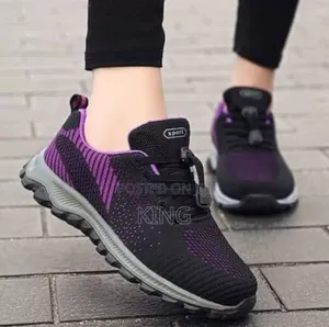 Solid Trendish Sneakers
