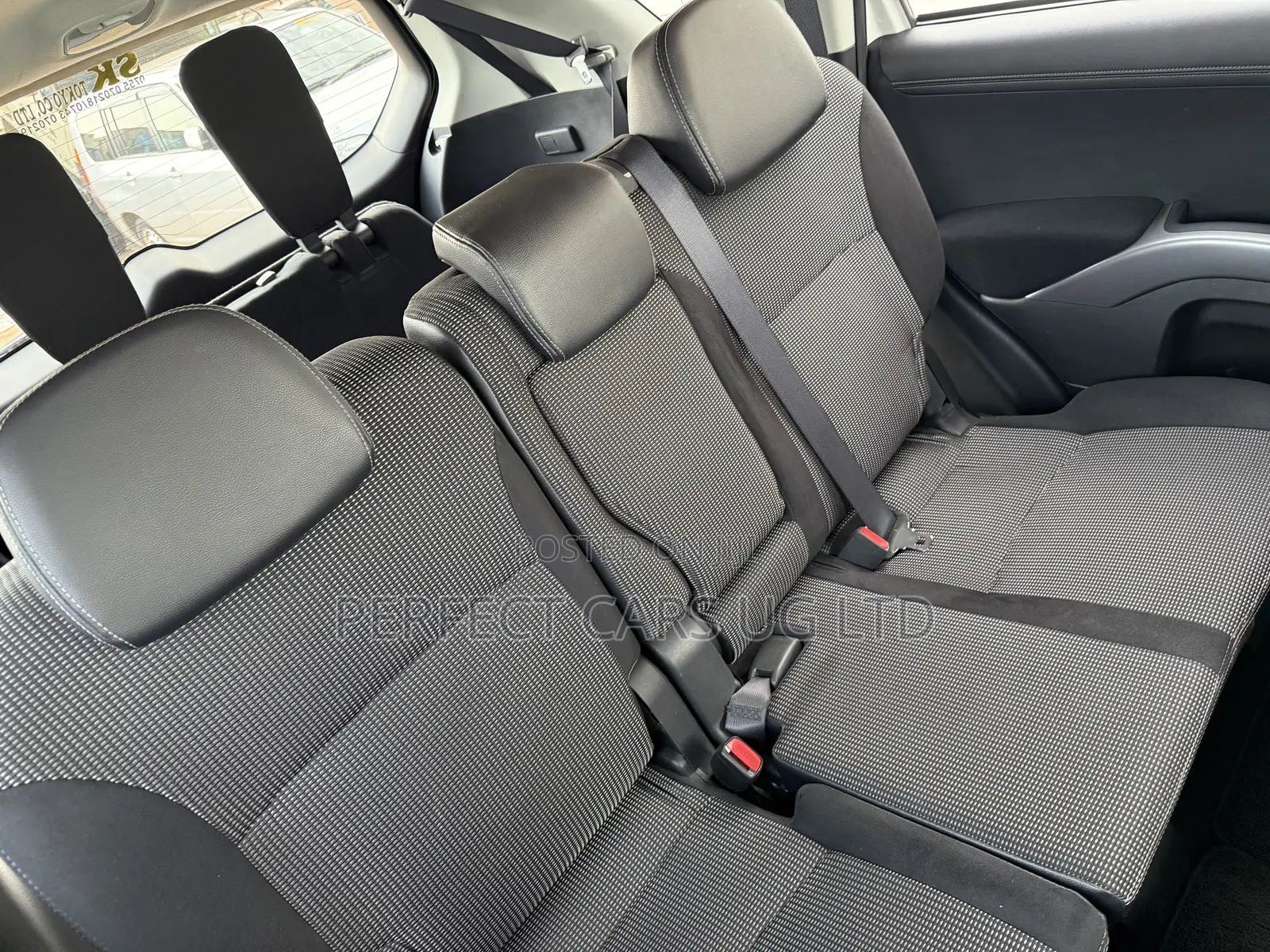 Mitsubishi Outlander ES 2011 White