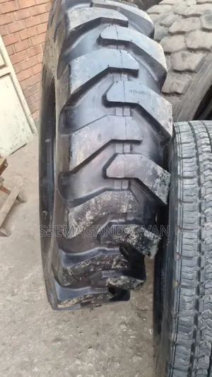 1400r24 New Tyre