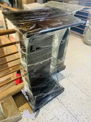 Stands at Good Price