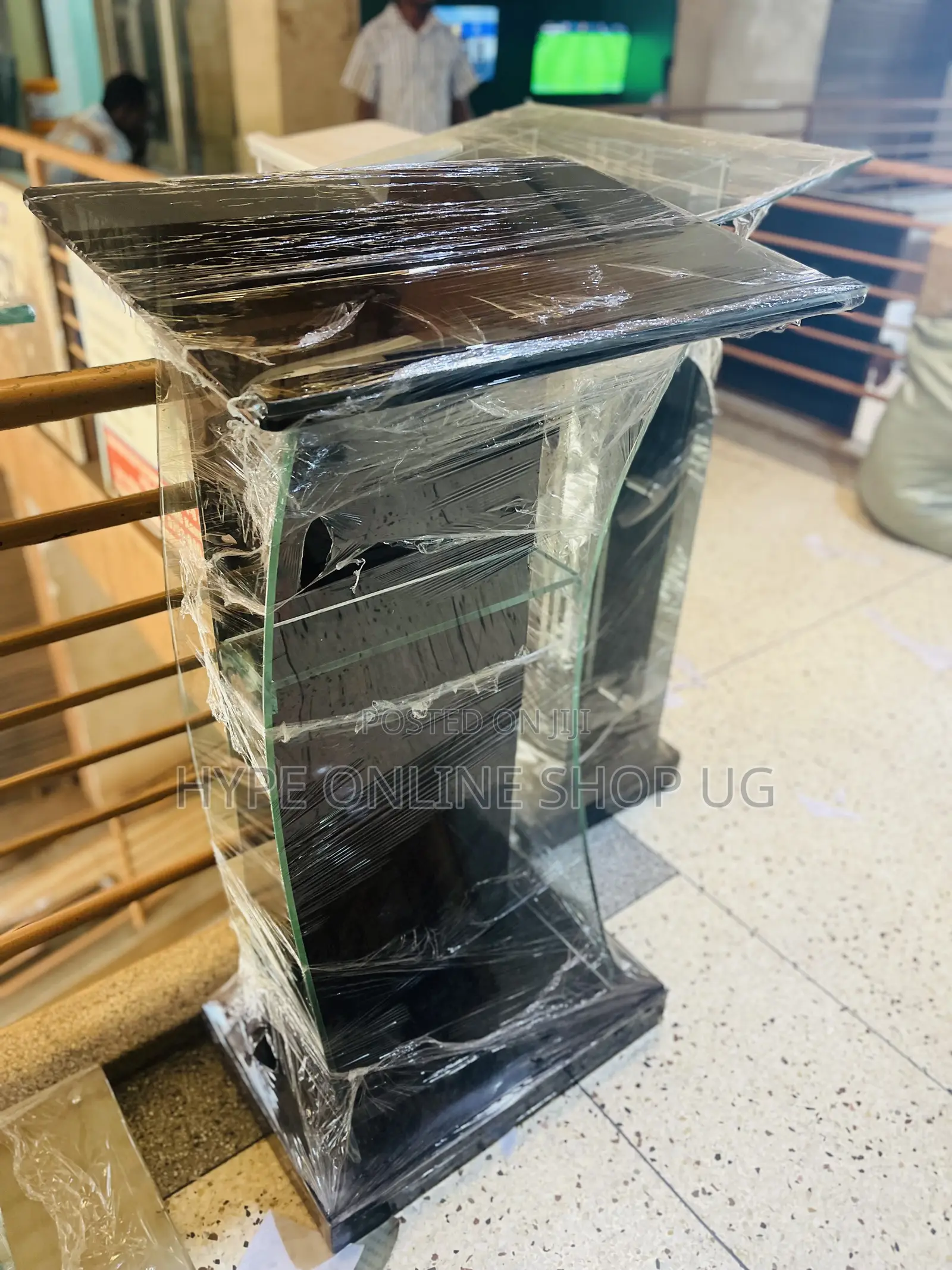 Stands at Good Price