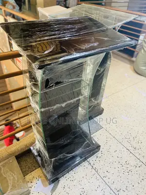 Stands at Good Price