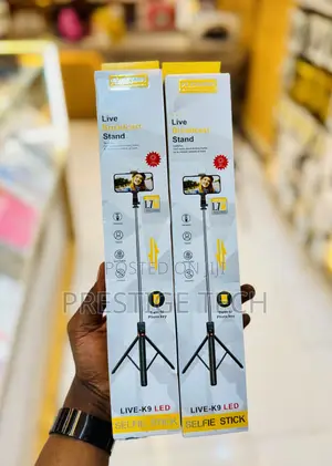 Plokama Live Broadcast Stand Light/ Led Selfie Stick 1.7m