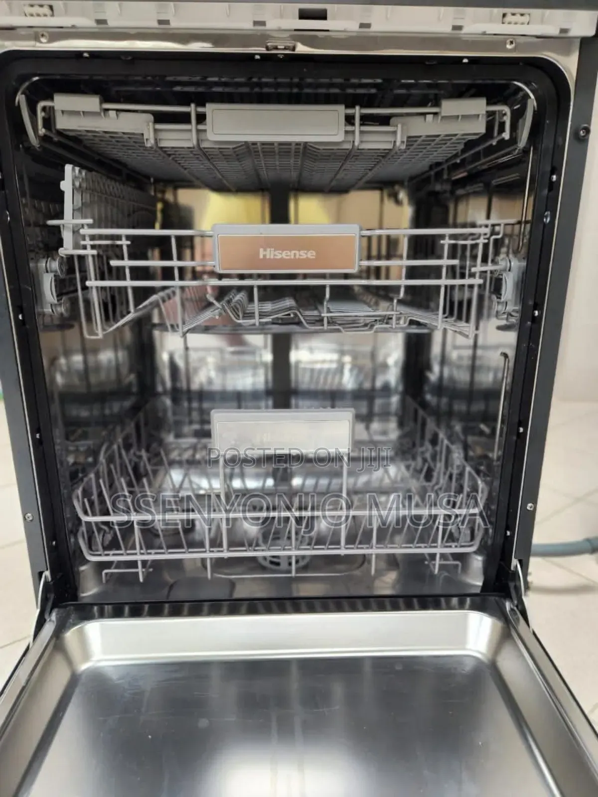 Hisense Hs622e90g 15 Plates Setting Freestanding Dishwasher