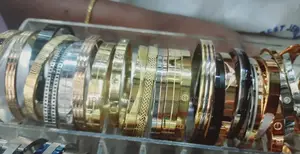 Hand Bracelet/Bangles