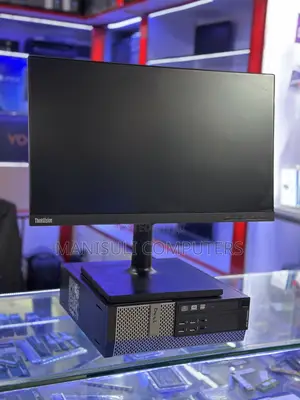 Desktop Computer Lenovo 4GB Intel Core i5 HDD 500GB