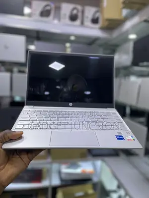 New Laptop HP Pavilion 13 16GB Intel Core I5 SSD 512GB