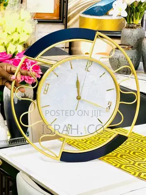 Round Wall Clock White