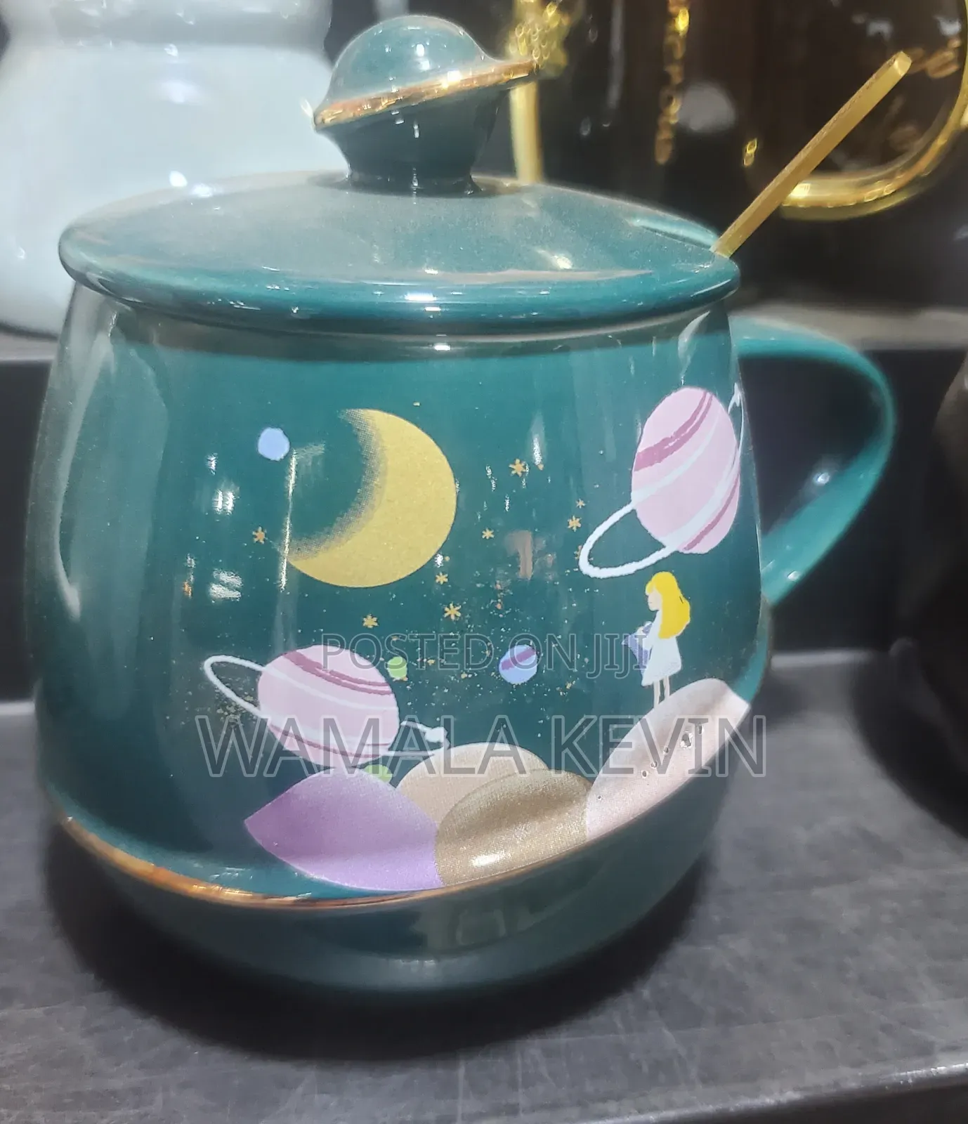 Saturn Space Planet Look Mung With Spoon