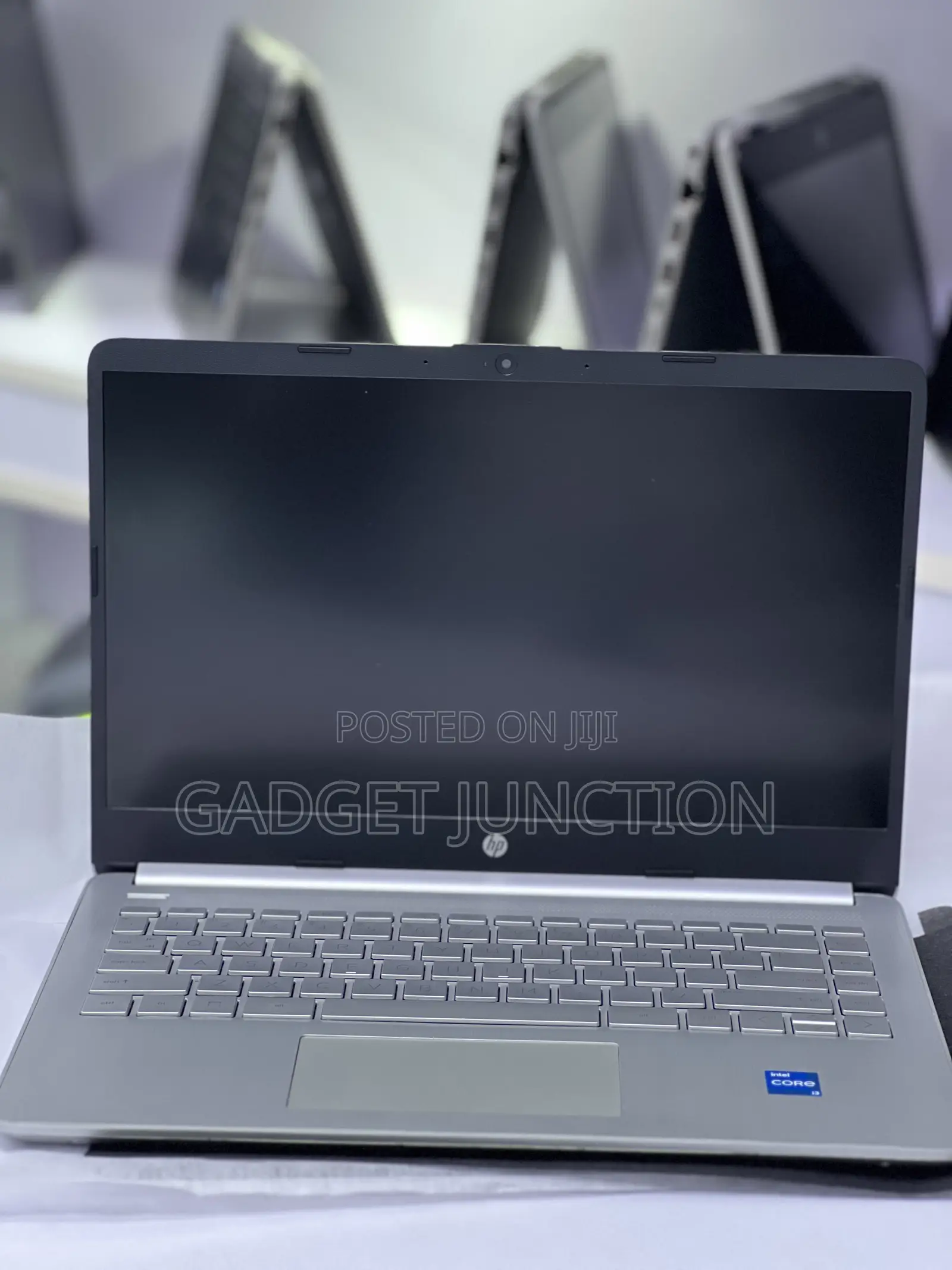 New Laptop HP 14S 8GB Intel Celeron SSD 256GB