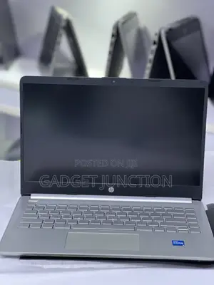 New Laptop HP 14S 8GB Intel Celeron SSD 256GB