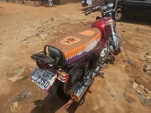 Bajaj Boxer 2023 Red