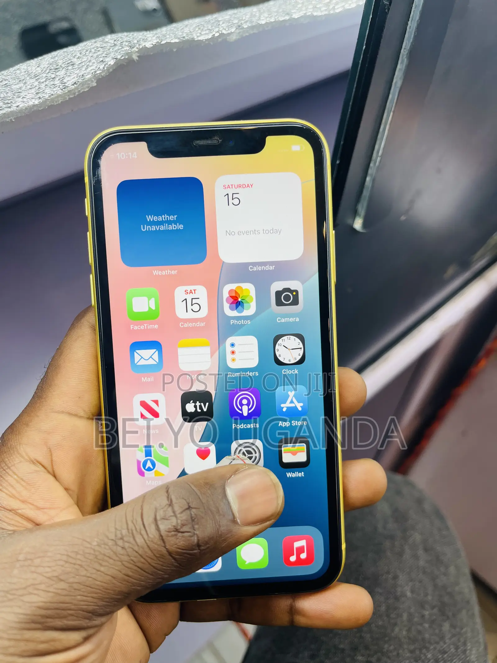Apple iPhone 11 64 GB Yellow