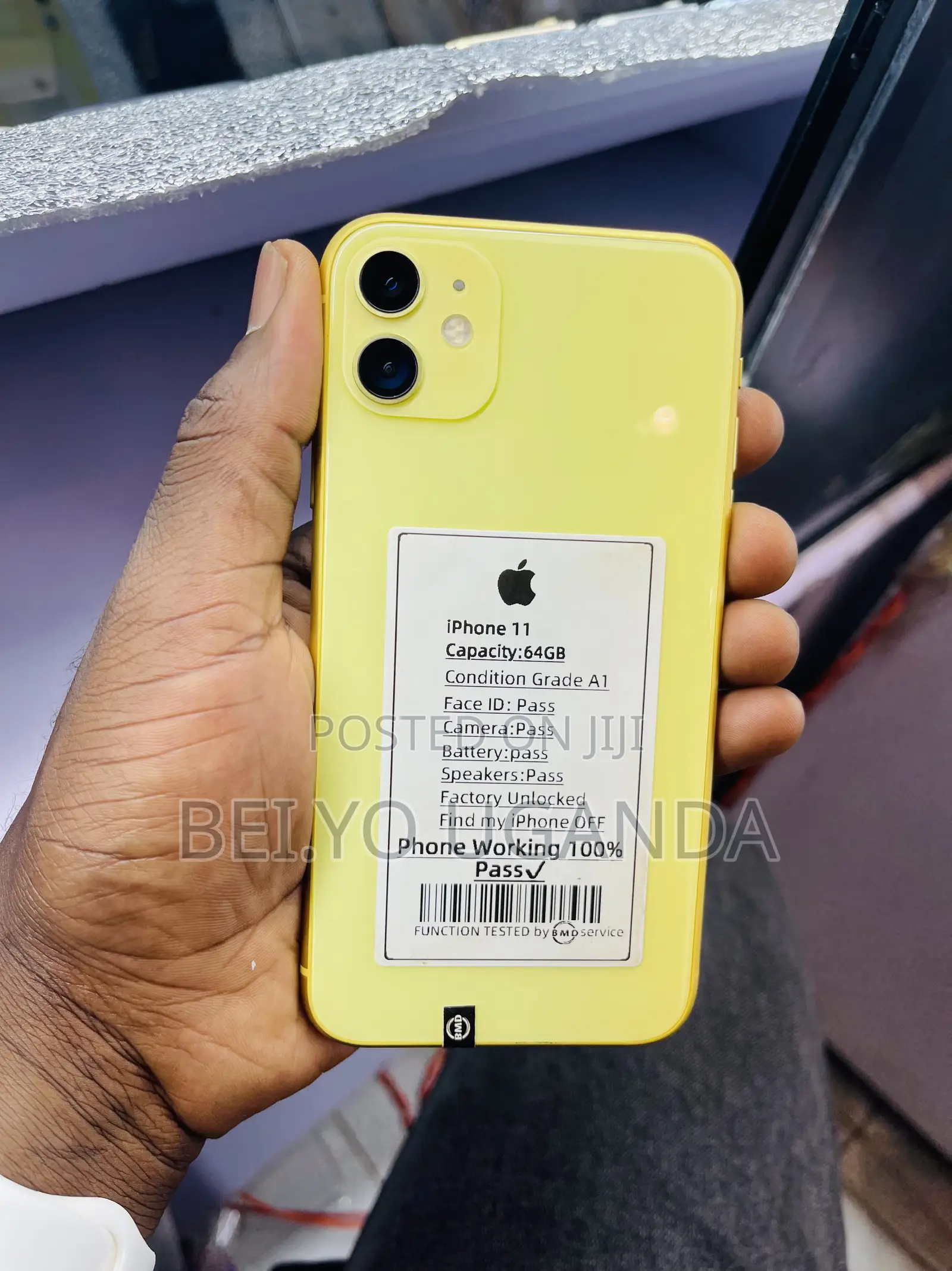 Apple iPhone 11 64 GB Yellow