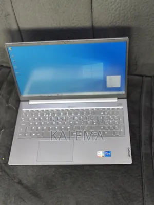Laptop Lenovo ThinkBook 15 16GB Intel Core i7 HDD+SSD 512GB
