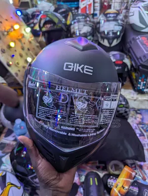 Gike Racing Helmet