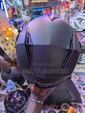 Gike Racing Helmet