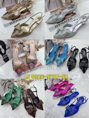Right Heel Sum Shoes