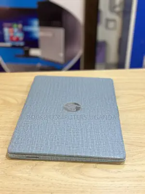 New Laptop HP 14S 8GB Intel Core I7 SSD 256GB