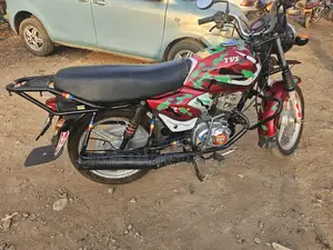 TVS HLX 125 2023 Red