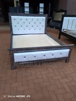 5by6 White Leather Bed With 5 Black Buttons on Back