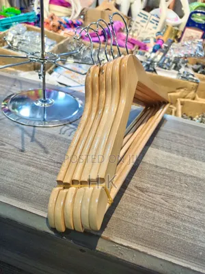 12pcs Wooden Clothes Hangers