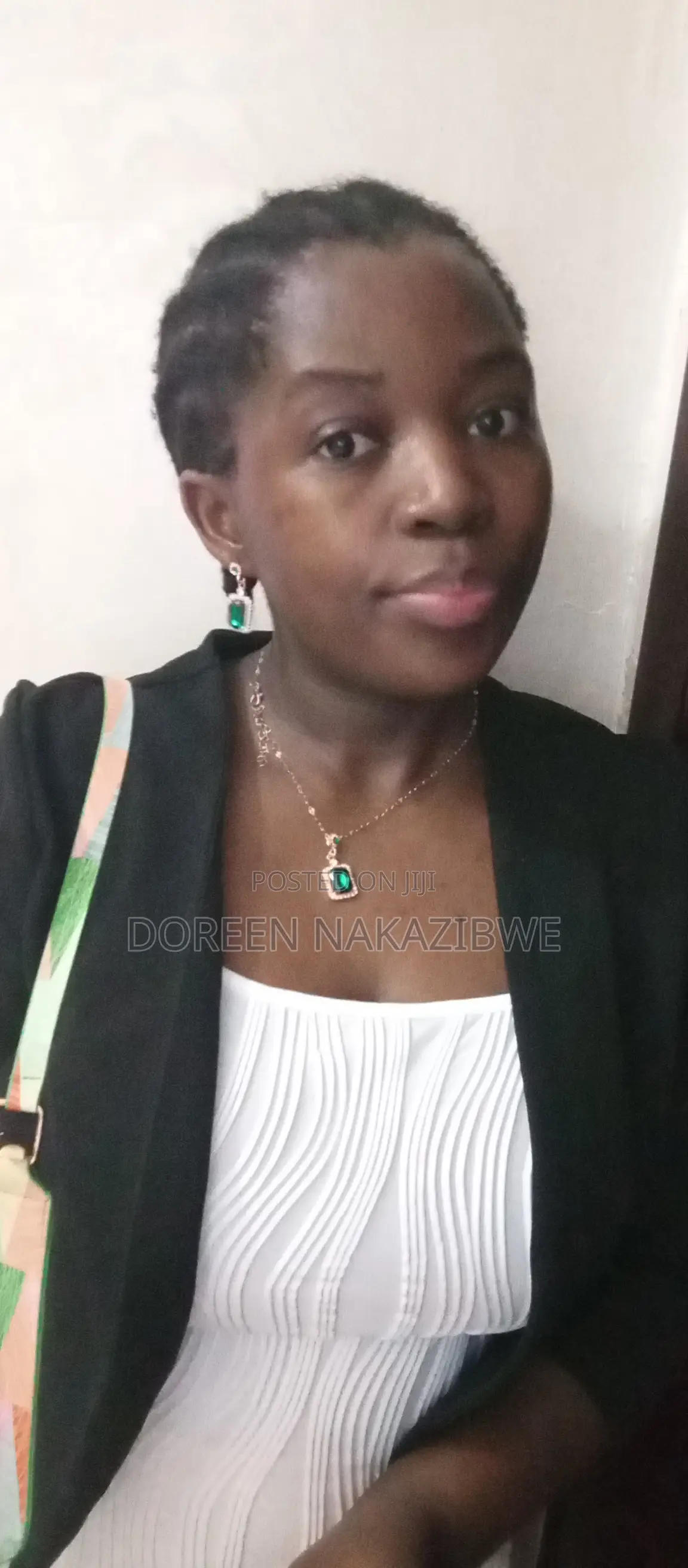 Waitresses to Work in Kampala City Center