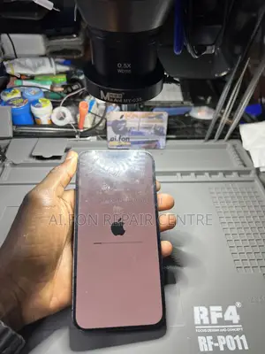 Green Screen Repairs For iPhone 13pros And 14pros