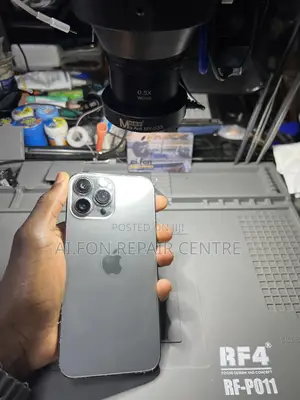 Green Screen Repairs For iPhone 13pros And 14pros
