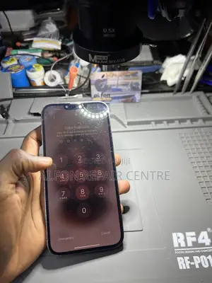 Green Screen Repairs For iPhone 13pros And 14pros