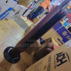 Oscillating Tower Fan H09