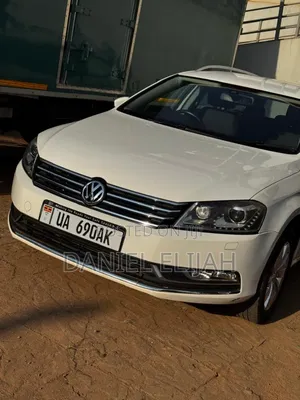 Volkswagen Passat 2013 White
