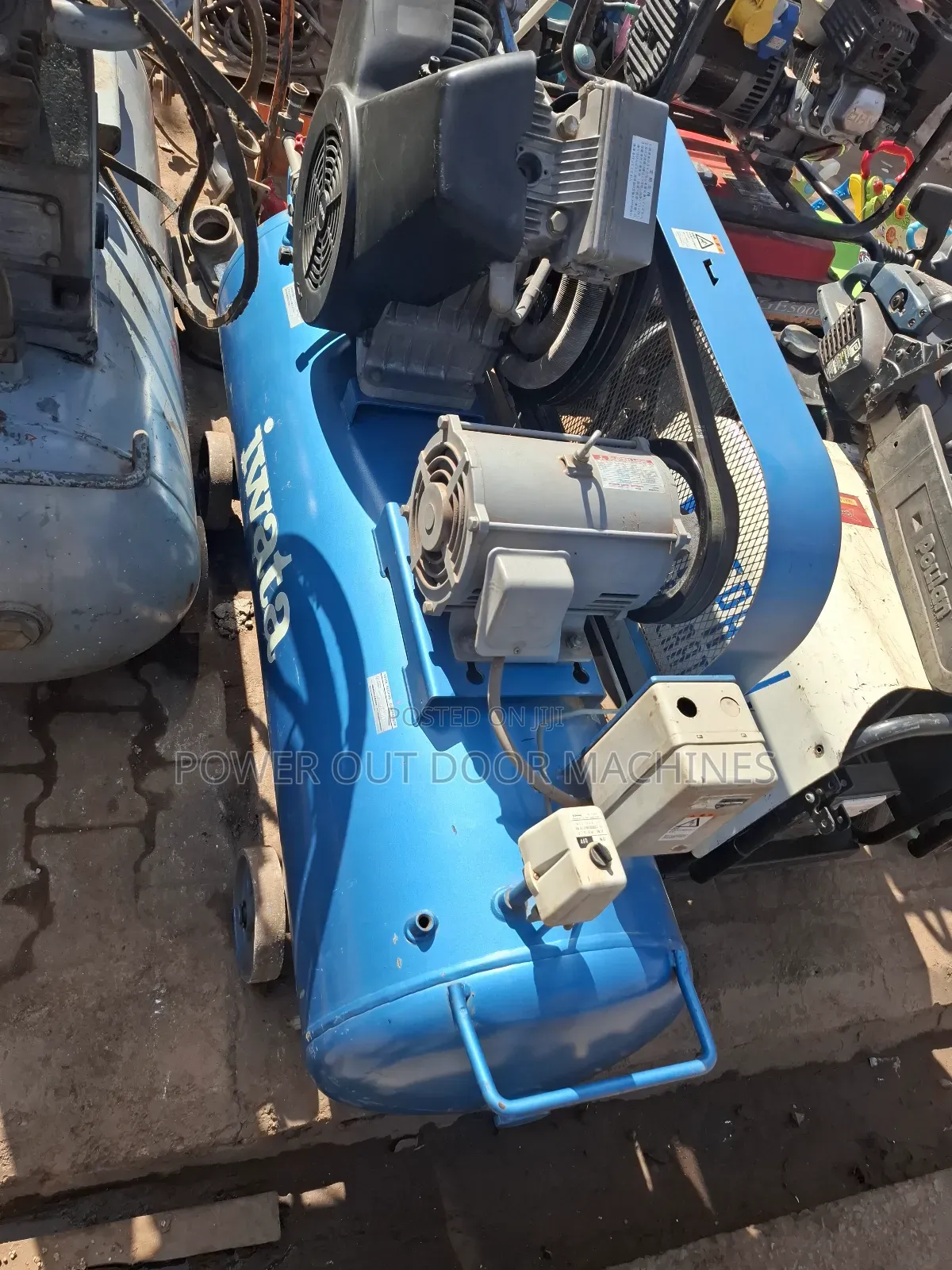 300 Litre Mitstubish Compressor