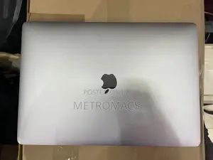 Laptop Apple MacBook Pro 2018 16GB Intel Core I7 SSD 512GB