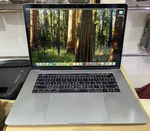 Laptop Apple MacBook Pro 2018 16GB Intel Core I7 SSD 512GB