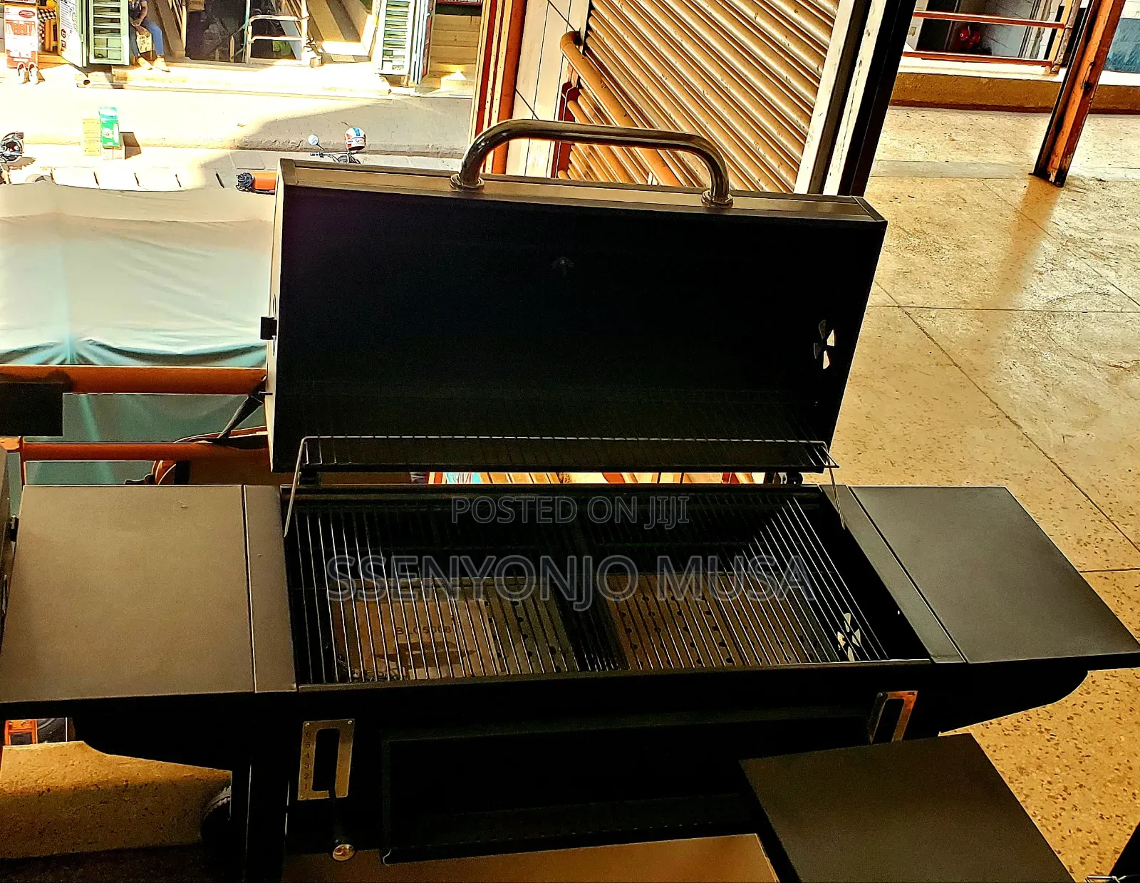 Adjustable Foldable Charcoal BBQ Smoker Grill - Cast Iron