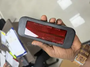 Landcruiser Hardtop Rear Bumper Reflector