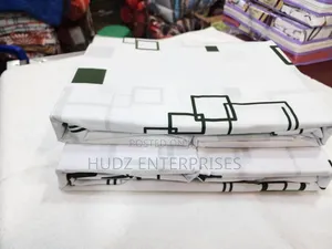 6pc Bedsheeets 6x6 White With Green Dots