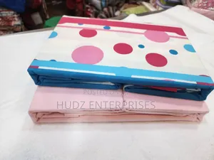 6pc Cotton Bedsheets 6x6 Cream and Pink