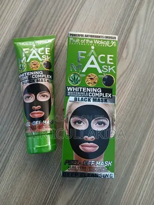 Powerful Antioxidants Whitening Rejuvenation Black Face Mask