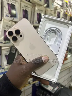 New Apple iPhone 15 Pro Max 512 GB Silver