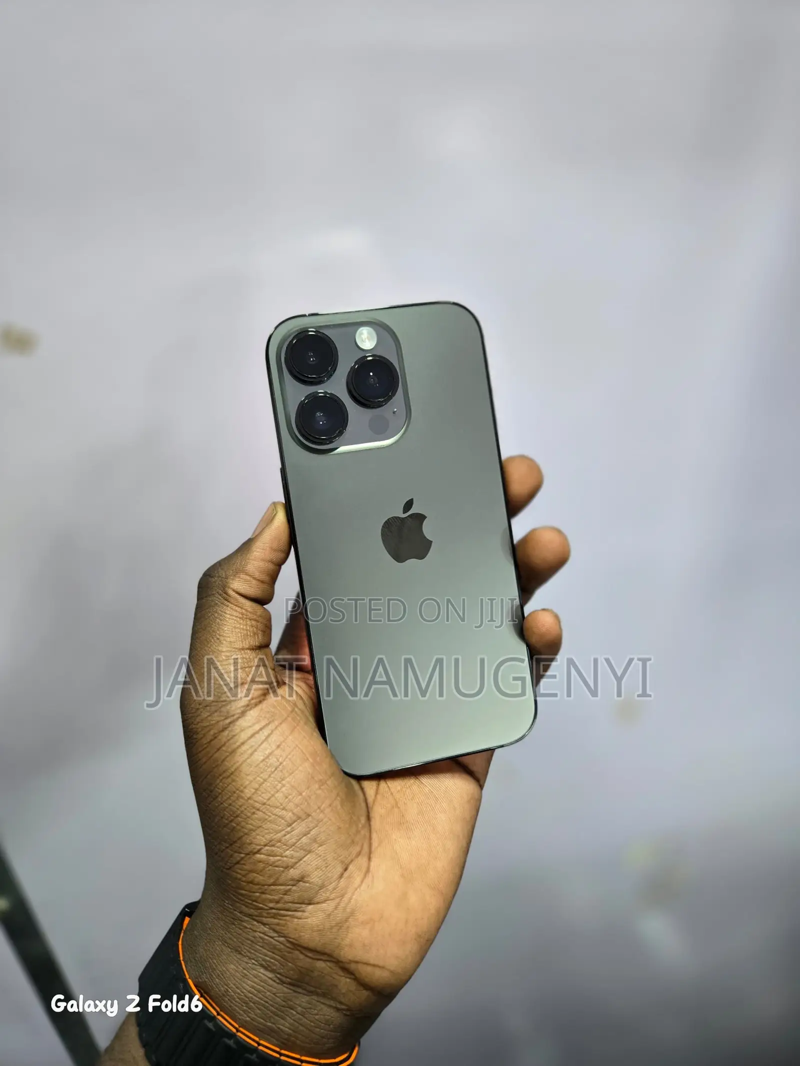 New Apple iPhone 15 128 GB Black