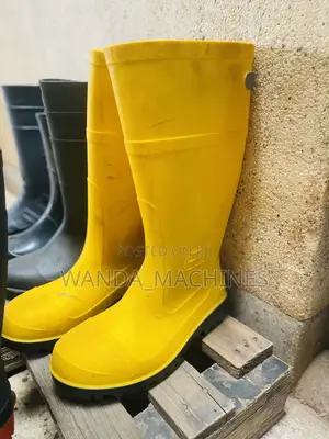 Heavy Duty Gum Boots