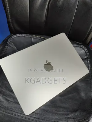 Laptop Apple MacBook Air 2022 M2 8GB Apple M2 SSD 256GB