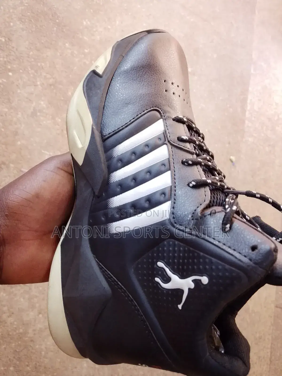 Basketball Shoe