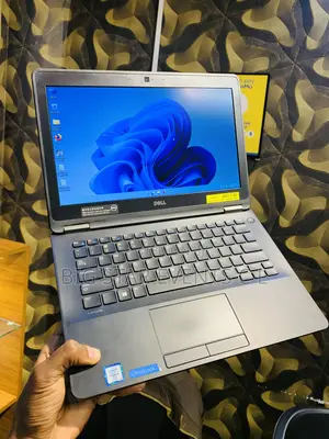 Laptop Dell Latitude 7280 8GB Intel Core I5 SSD 128GB